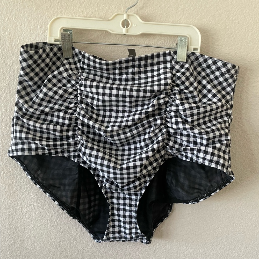 Torrid swim bottom